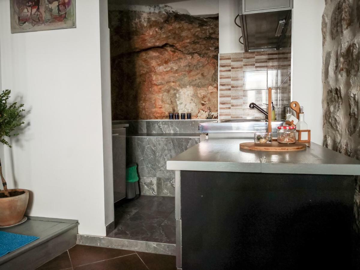 Munroe Apartment Дубровник Екстериор снимка
